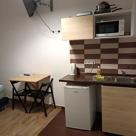 Downtown Apartments Βουδαπέστη Δωμάτιο φωτογραφία